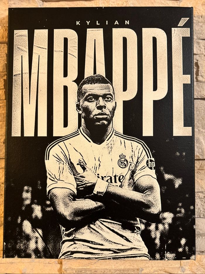Tableau Kylian Mbappé - Real Madrid en toile 30x40cm - photo numéro 7