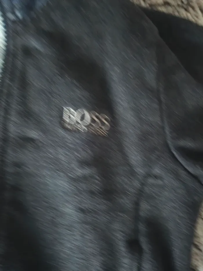 Veste hugo boss 18 mois - photo numéro 3