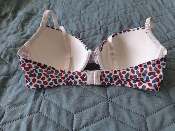 soutien-gorge taille 95 C - photo numéro 5