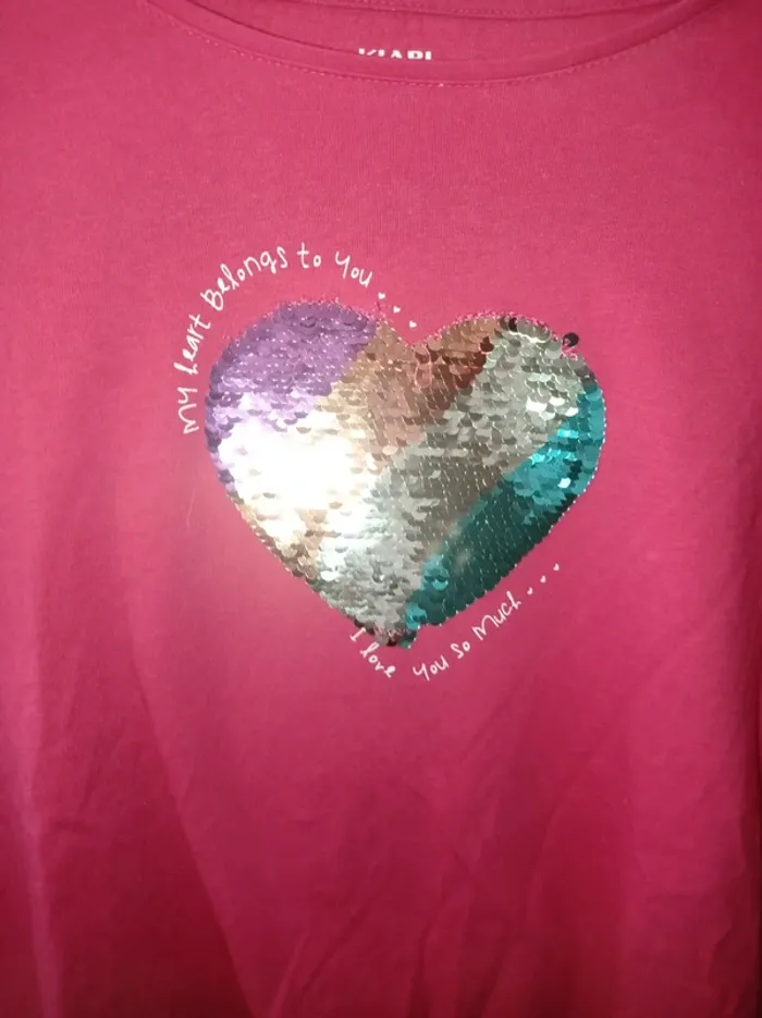 T-shirt manche longue rose fushia avec coeur sequins - photo numéro 2
