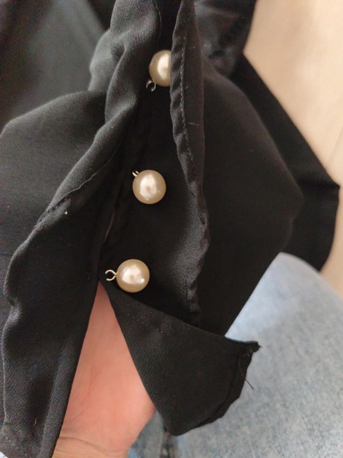 Blouse noire - photo numéro 4