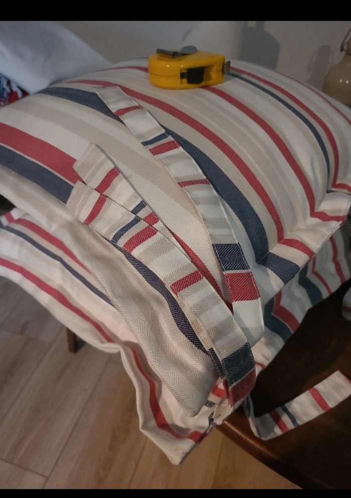 Deux coussins  de chaises neufs - photo numéro 6