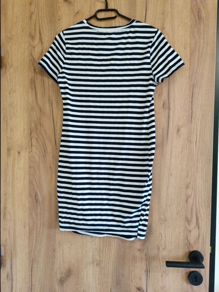 Robe de grossesse à rayures. Taille S - photo numéro 5