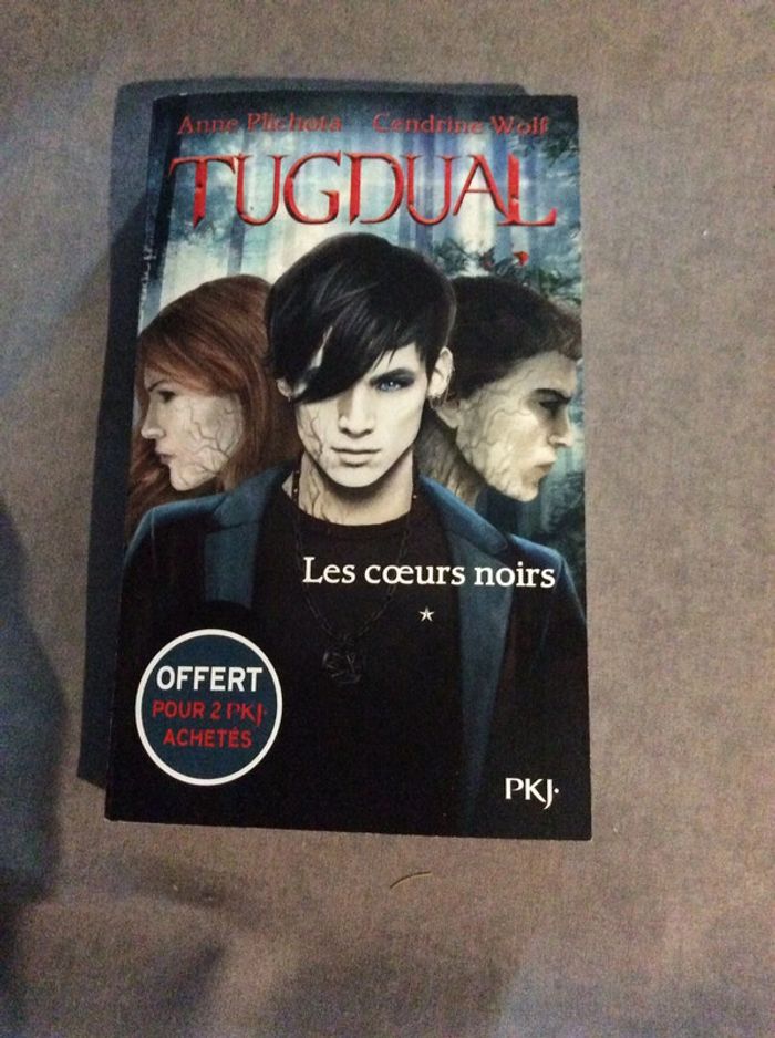 Les cœurs noirs Tugdual Anne Plichota et Cendrine Wolf P) - photo numéro 2