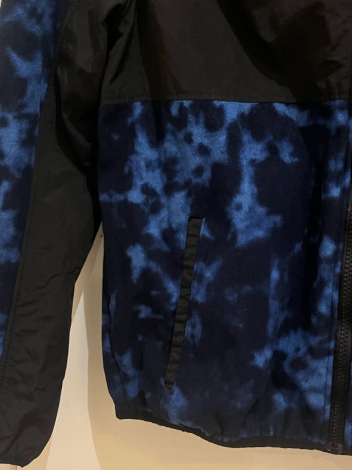 Veste coupe vent à capuche bleue et noire h&m taille 13-14 ans - photo numéro 7