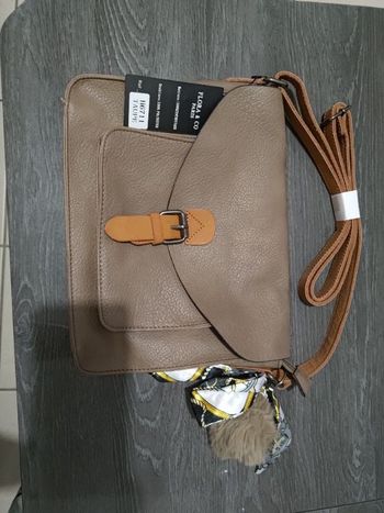 Sac à main, neuf avec étiquette