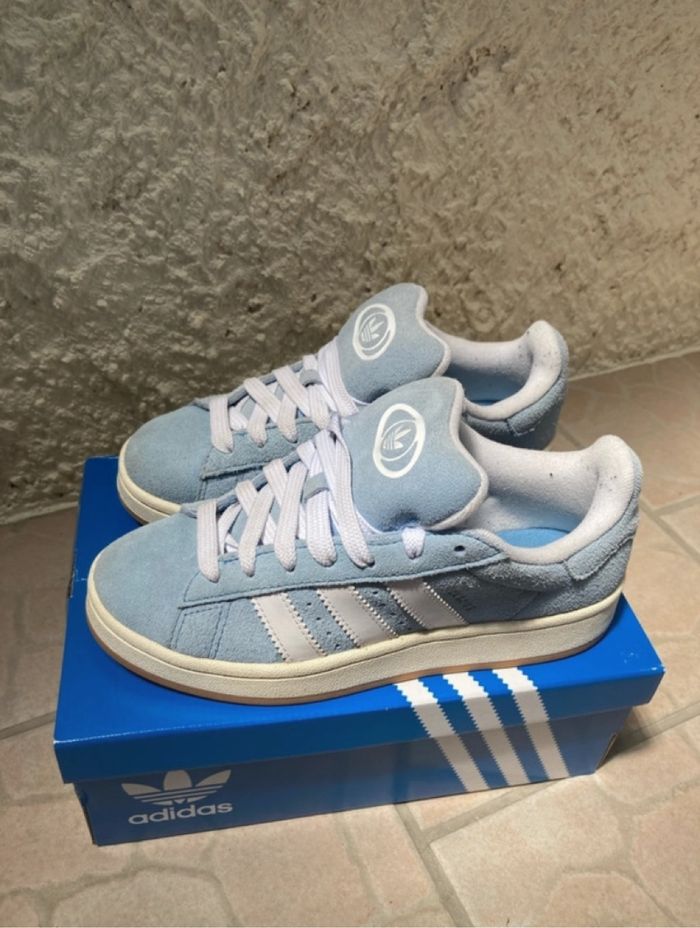 Adidas campus bleu clair