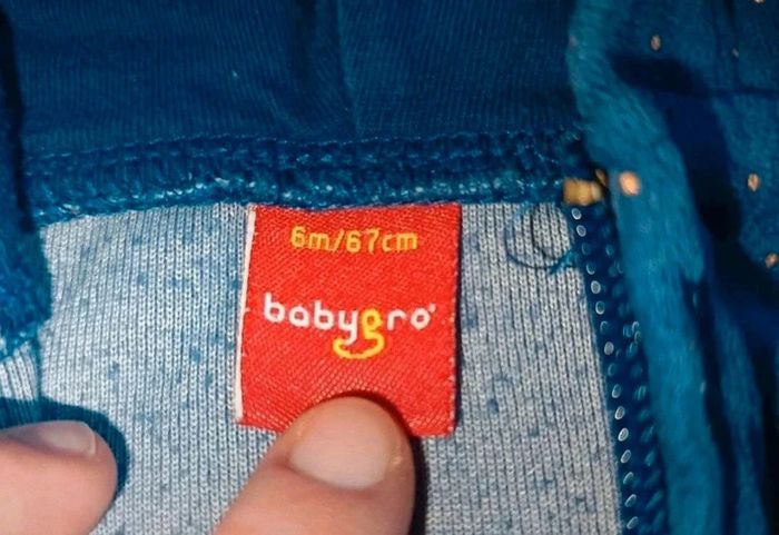 🩷 Lot de 2 gilets taille 6 mois 🩷 - photo numéro 3