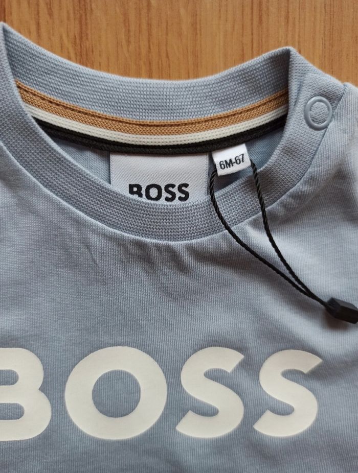 T-shirt Boss neuf - photo numéro 2