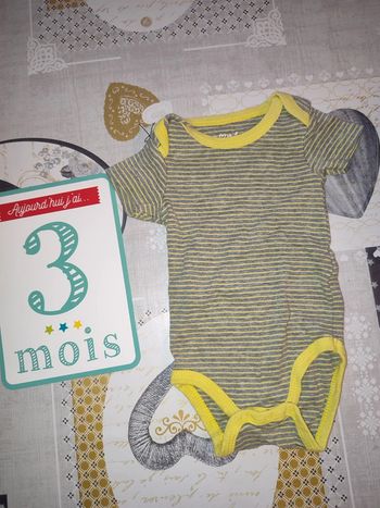 Body manches courtes