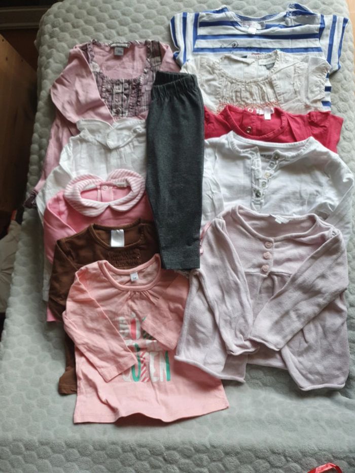 Lot t shirt fille legging 12 mois