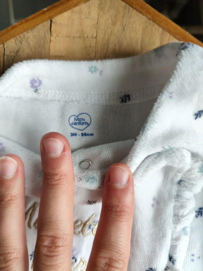 Pyjama fleurie - photo numéro 2