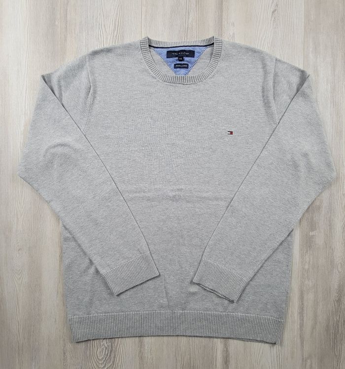 Pull fin Tommy Hilfiger gris clair – taille XXL – excellent état - photo numéro 3