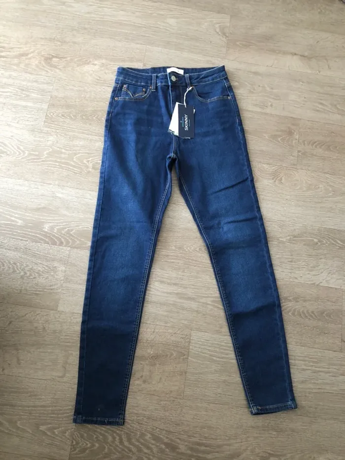 Jeans skinny springfield taille 38 neuf étiquette