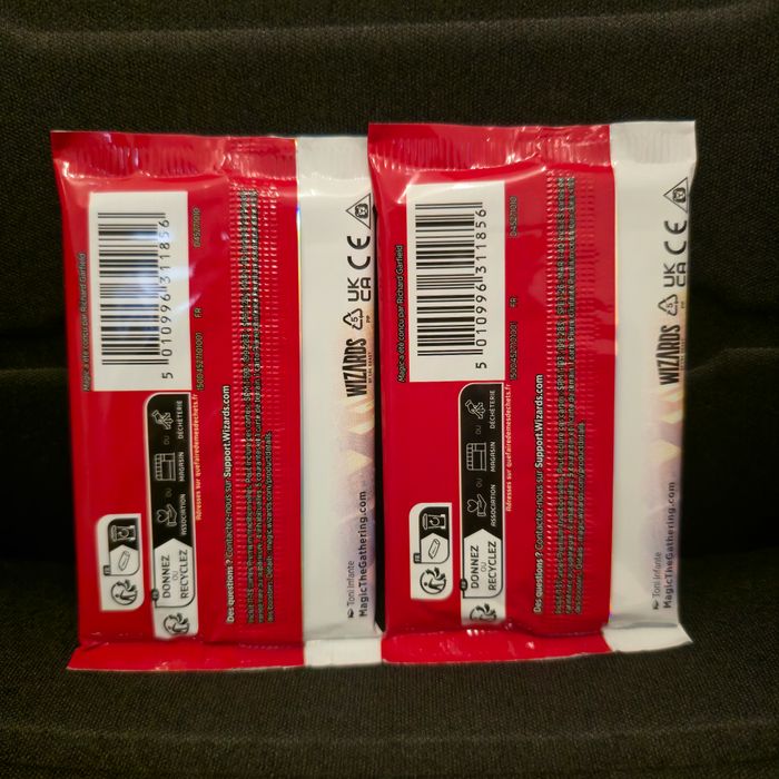 Lot de 2 Boosters Collector Spider-Man Magic The Gathering Français - photo numéro 2