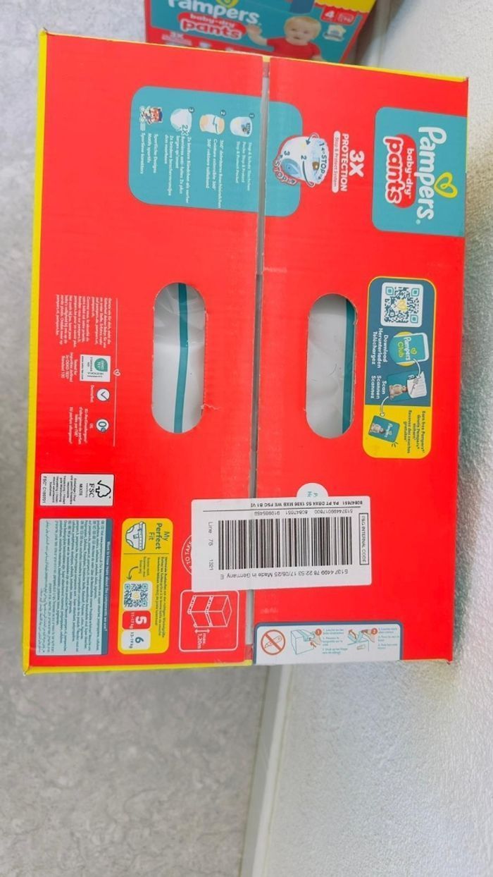 Lot de 2 carton Pampers pants taille 5 maxi pack, soit 172 couches culotte ( pants) Neuf sous emballage
60€ - photo numéro 3