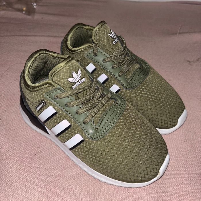 Basket adidas - photo numéro 2