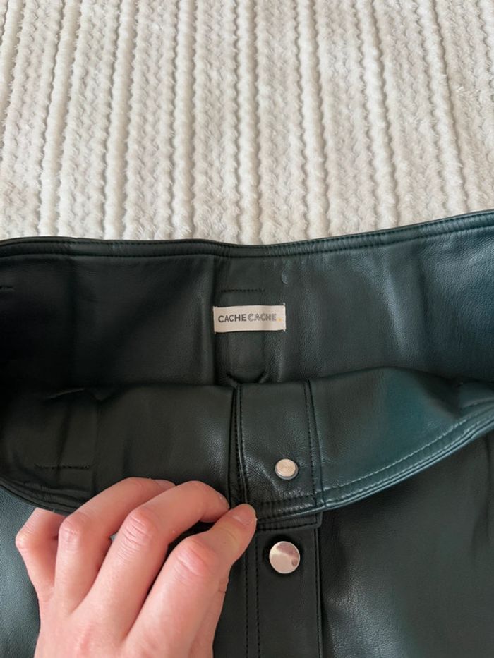 Superbe jupe similicuir / Taille 40 - photo numéro 4