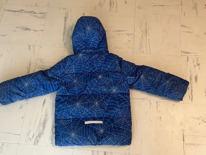 Veste doudoune Spiderman H&M - photo numéro 3