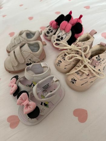 Lot chaussons & chaussures Minnie