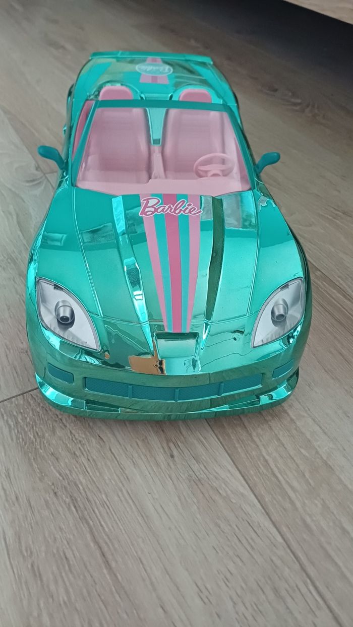 Voiture télécommandée Barbie - photo numéro 3