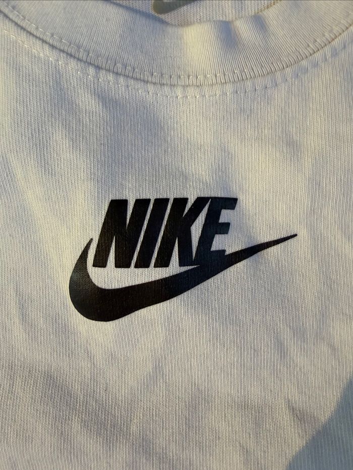 T-shirt Nike - photo numéro 2