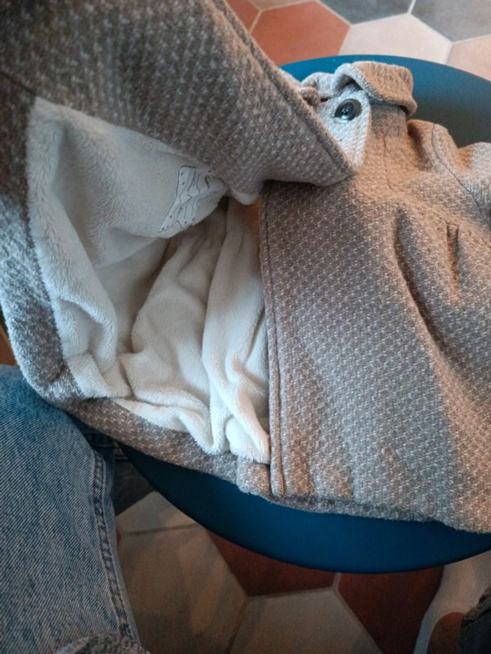 Manteau 6 mois - photo numéro 3