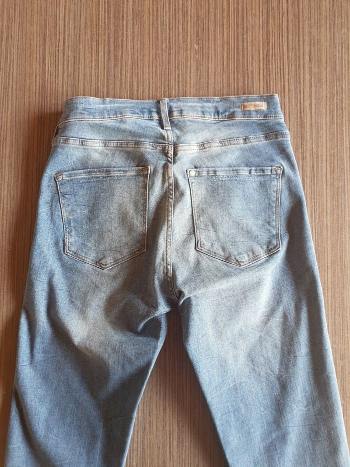 Très joli jeans troué H&M 🌸 - photo numéro 5