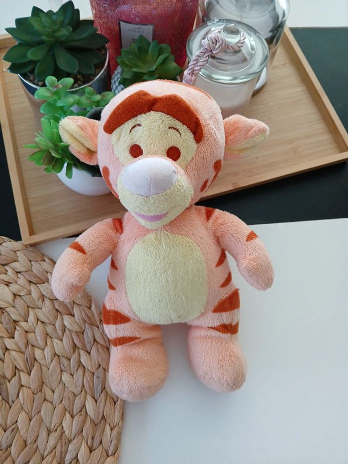 Adorable Péluche Tigrou Disney🌿🎁 - photo numéro 6