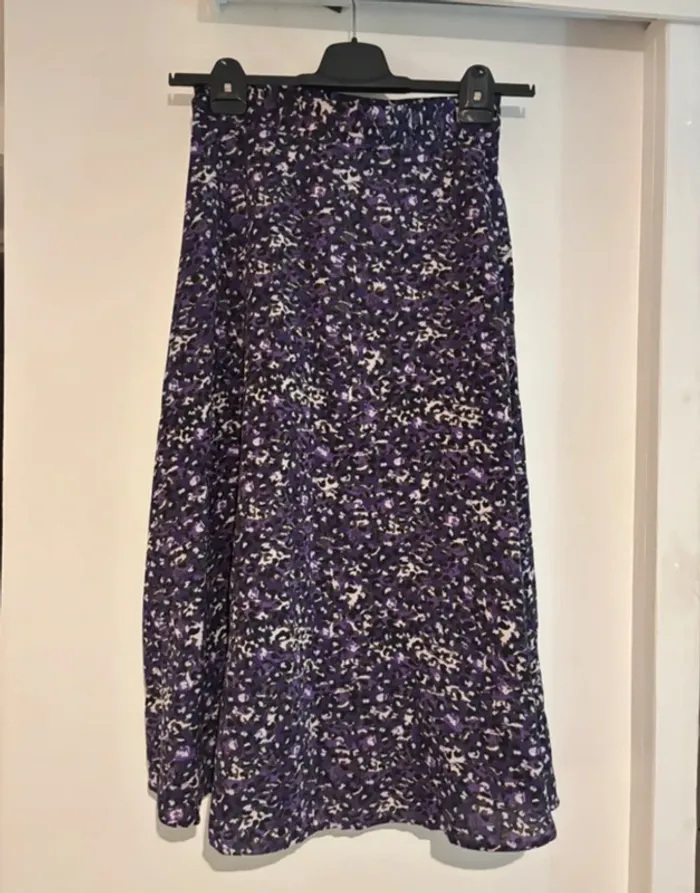 Jupe La City imprimé léopard violet – T36- Neuve - photo numéro 4