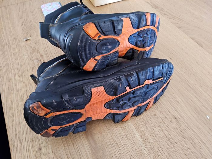 Bottines de sécurité pointure 42 - photo numéro 8