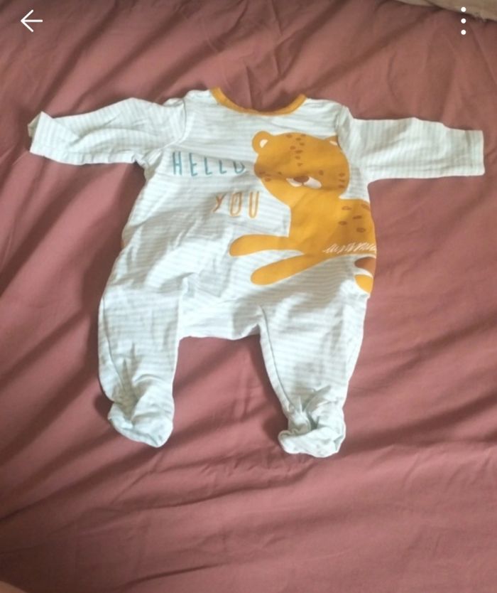 Pyjama bébé 0-1 mois - photo numéro 3