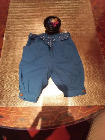 Beau Pantacourt bleu roi