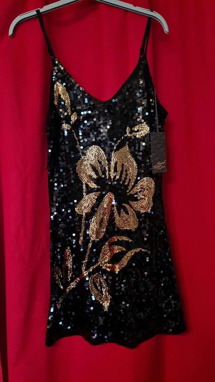 Robe sequins noir/doré 36/38 Neuve - photo numéro 5