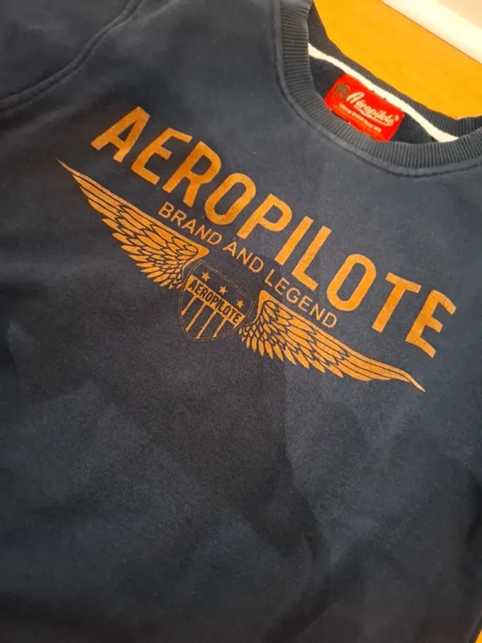 Sweat Aeropilote - 8 ans - très bon état - photo numéro 4