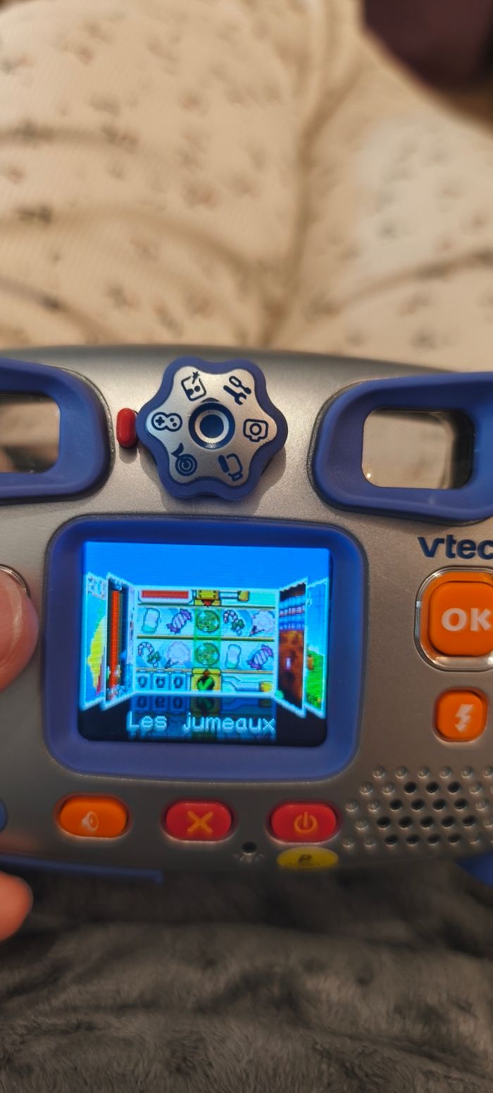 Kidizoom pro vtech fournit avec housse et câble - photo numéro 5