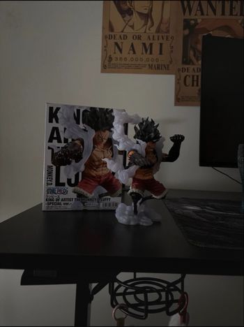 Figurine one piece luffy gear 4