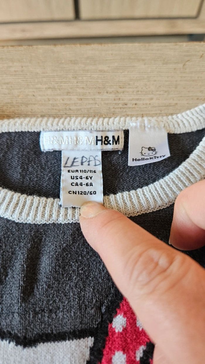 Pull léger à manches longues gris et blanc, Hello Kitty, 4/6 ans - photo numéro 5