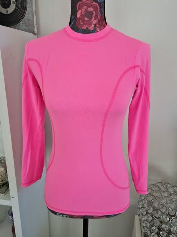 Joli.haut rose fluo.