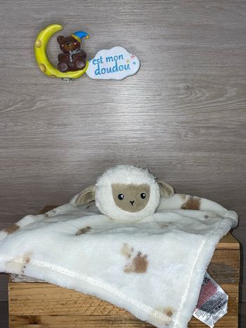PRI30 doudou mouton 🐑 primark