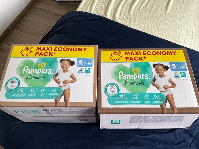 Lot 2 boîtes couches Pampers harmonie taille 5, code remise 30 %