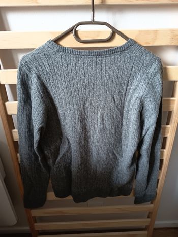 Pull gris