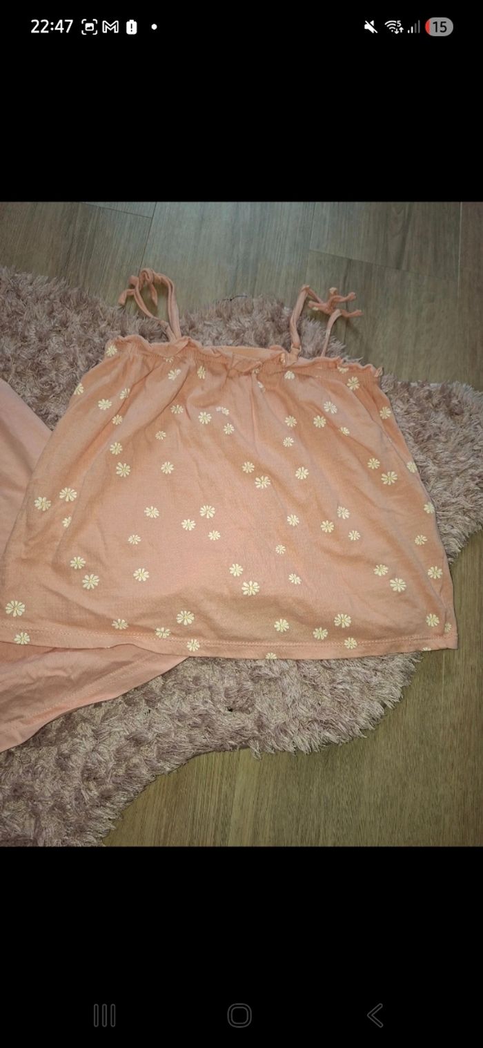 Débardeurs 8 ans - photo numéro 2