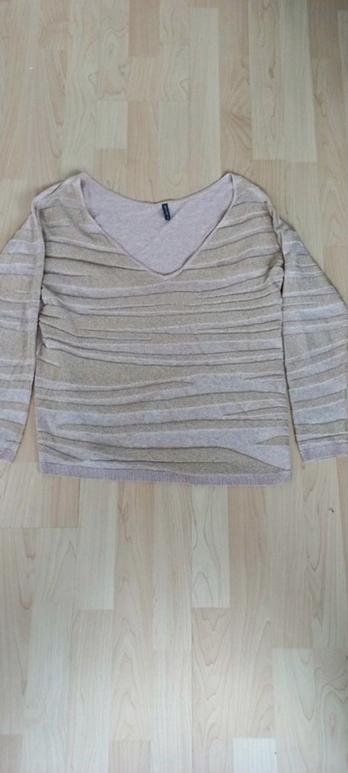 Pull T: S - photo numéro 3