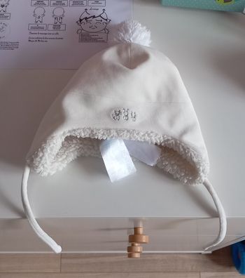 Bonnet blanc 0-6 mois