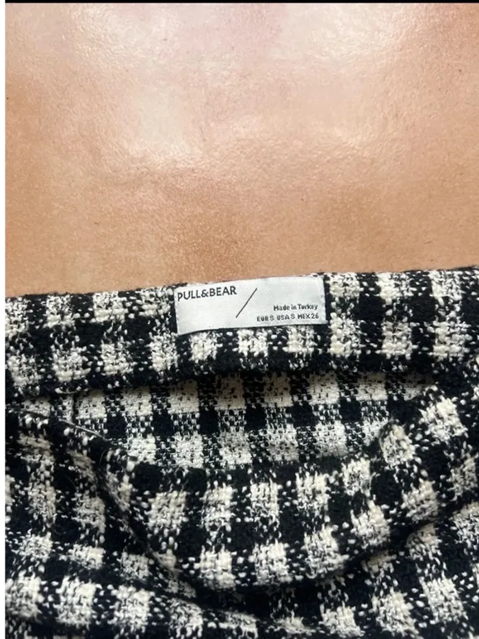 Superbe jupe chic et élégante parfaite pour le printemps - taille S - pull&bear - photo numéro 2