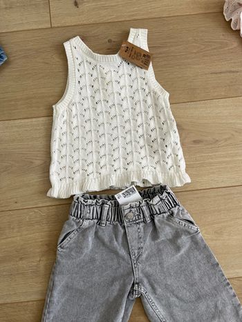 Ensemble jean H&M et top Tao crochet 3 ans