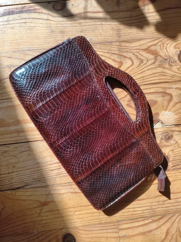 Sac a main en cuir vintage