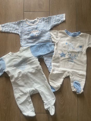 3 pyjamas 3 mois