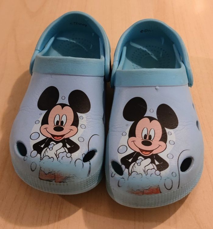 Paire de crocs 🐦 Mickey 🎈 Mousse 🌈 26/27 - photo numéro 2